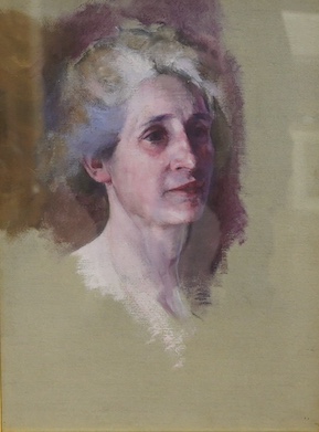 20th century, oil on canvas, Portrait of lady, unsigned, 39 x 29cm, gilt frame. Condition - good